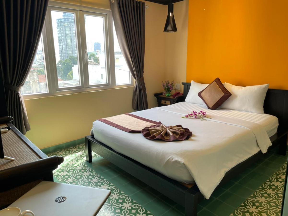 Ipeace Hotel - Bui Vien Walking Street Хошимин Экстерьер фото