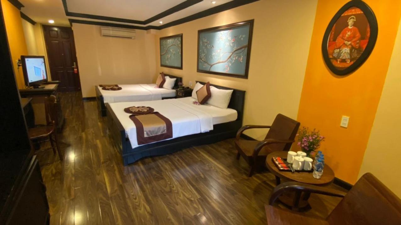 Ipeace Hotel - Bui Vien Walking Street Хошимин Экстерьер фото